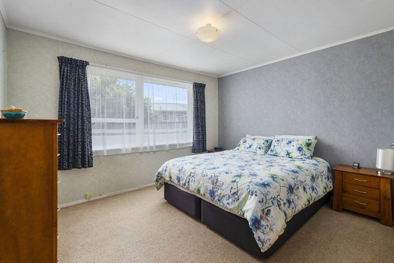 Photo of property in 22a Acacia Street, Kelvin Grove, Palmerston North, 4414