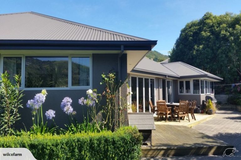 Photo of property in 12 Burnside Terrace, Atawhai, Nelson, 7010