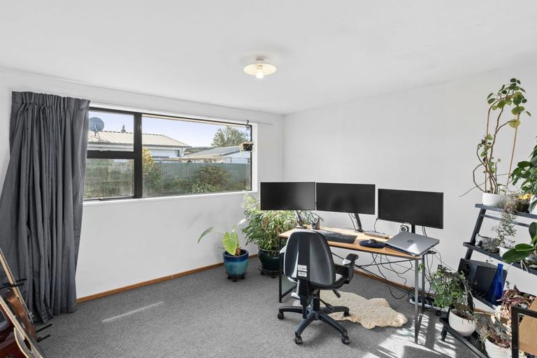 Photo of property in 2/26 Neill Street, Hornby, Christchurch, 8042