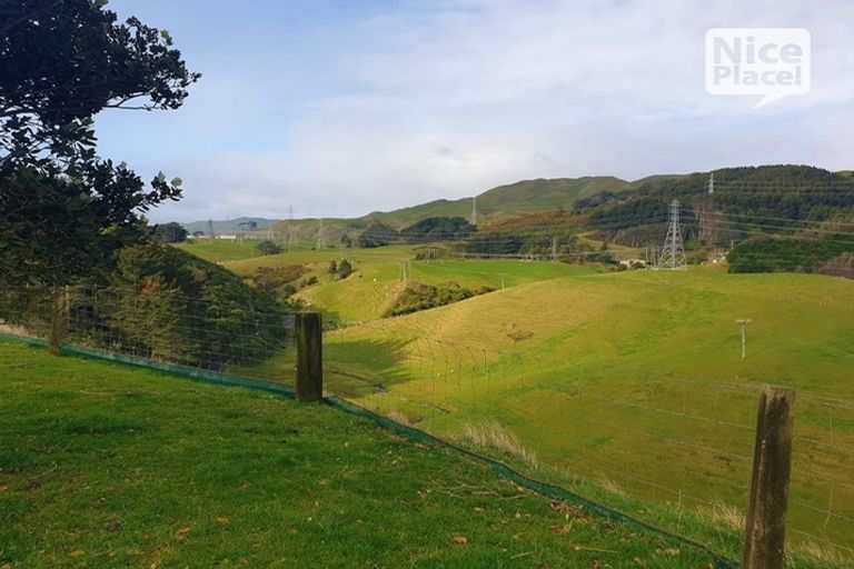 Photo of property in 419 Takapu Road, Takapu Valley, Wellington, 5028
