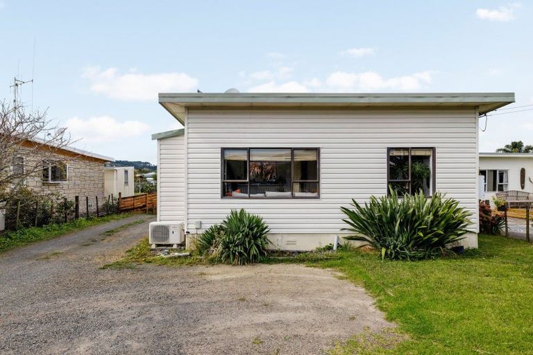 Photo of property in 58 Wainui Road, Raglan, 3225