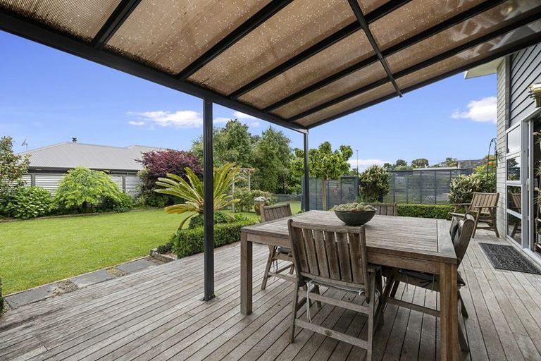 Photo of property in 17 Allendale Place, Morrinsville, 3300