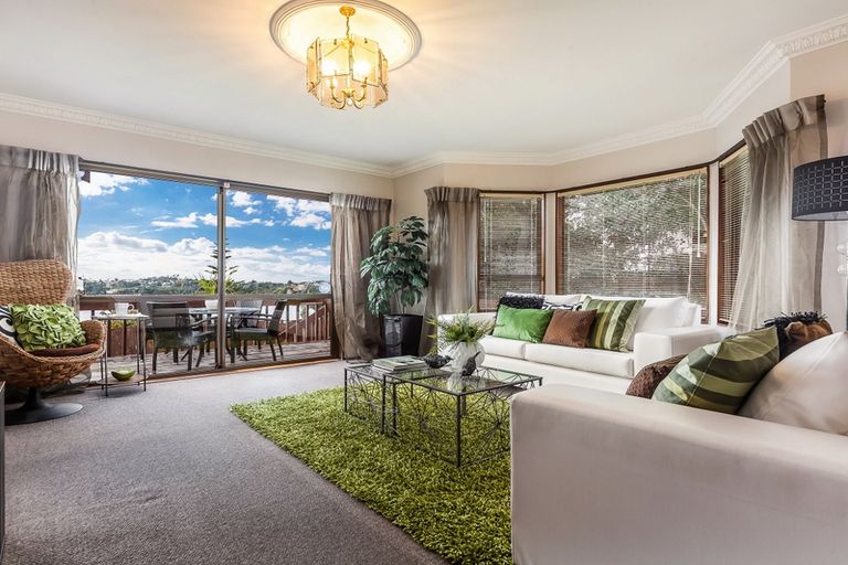 Photo of property in 2/133 Mokoia Road, Birkenhead, Auckland, 0626