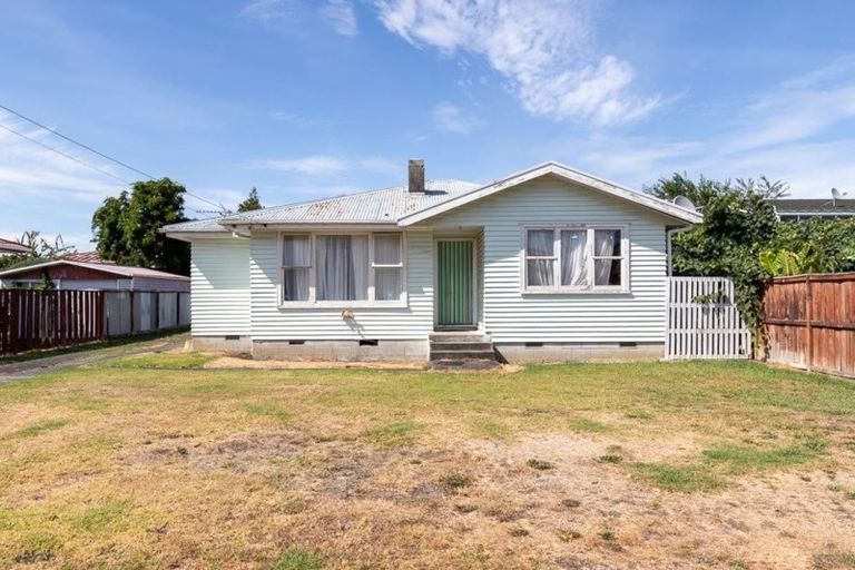 Photo of property in 15 English Street, St Andrews, Hamilton, 3200