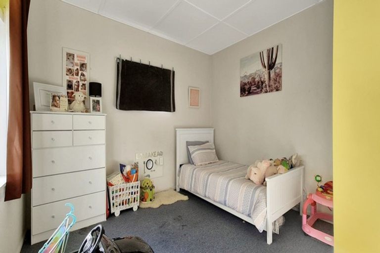 Photo of property in 22 Criterion Street, Bulls, 4818