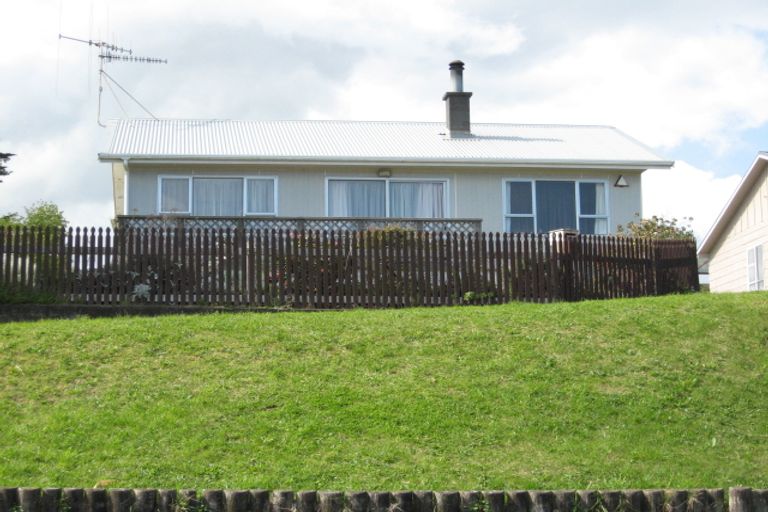 Photo of property in 56 Karaka Street, Castlecliff, Whanganui, 4501