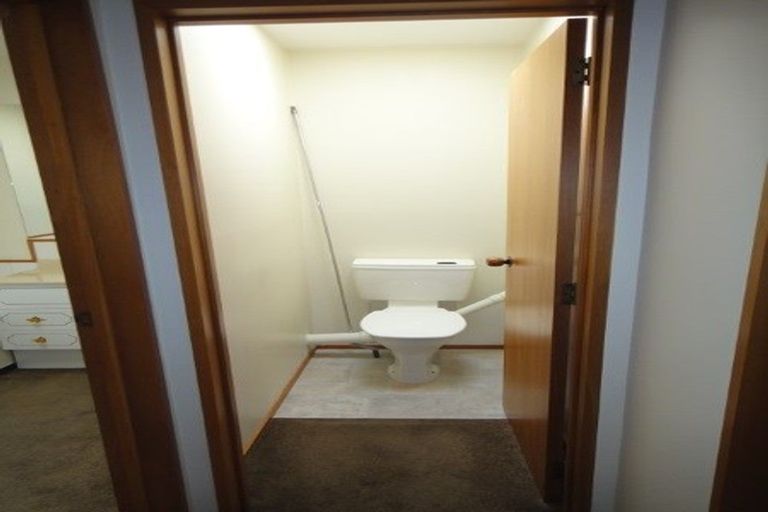 Photo of property in 2/56 Devon Street, Sydenham, Christchurch, 8023