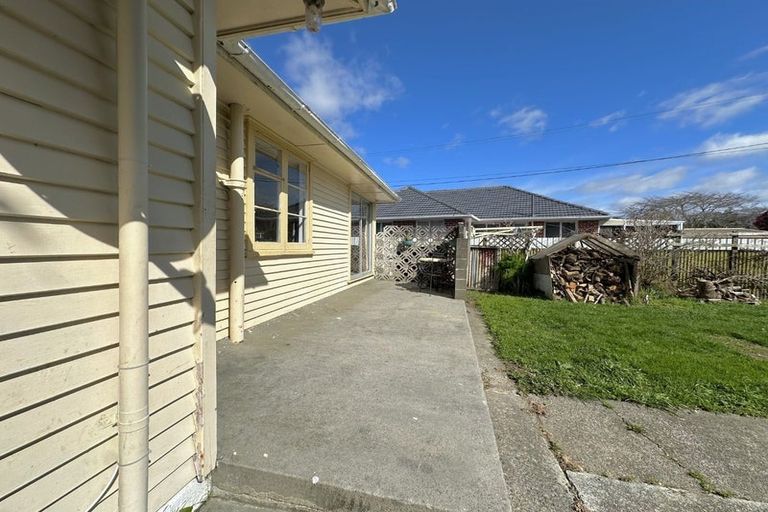 Photo of property in 4 Marion Street, Silverstream, Upper Hutt, 5019