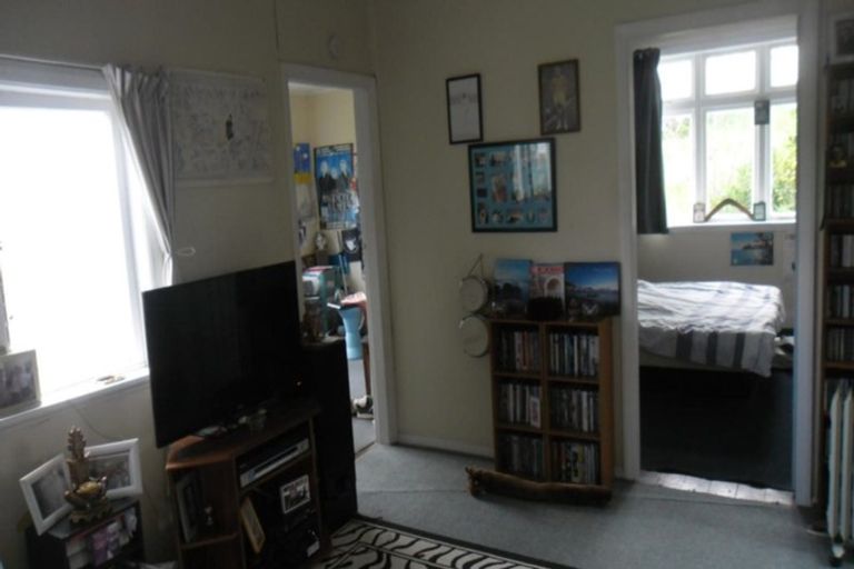 Photo of property in 131 Matai Road, Raumati Beach, Paraparaumu, 5032