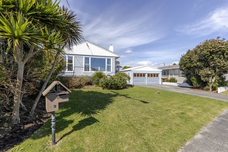 Photo of property in 3 Tay Street, Spotswood, New Plymouth, 4310