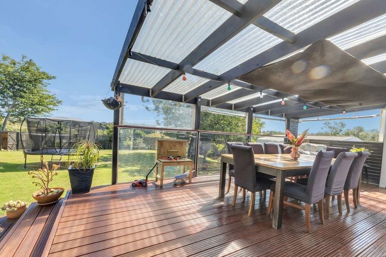 Photo of property in 105 Omata Road, Marfell, New Plymouth, 4310