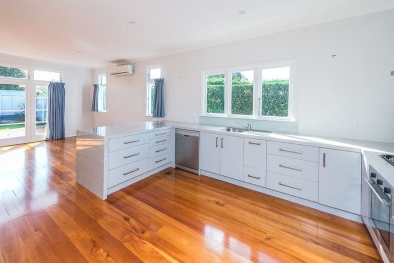 Photo of property in 93 Liverpool Street, College Estate, Whanganui, 4500