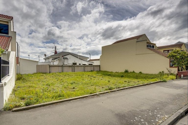 Photo of property in 511 Marine Parade, Napier South, Napier, 4110