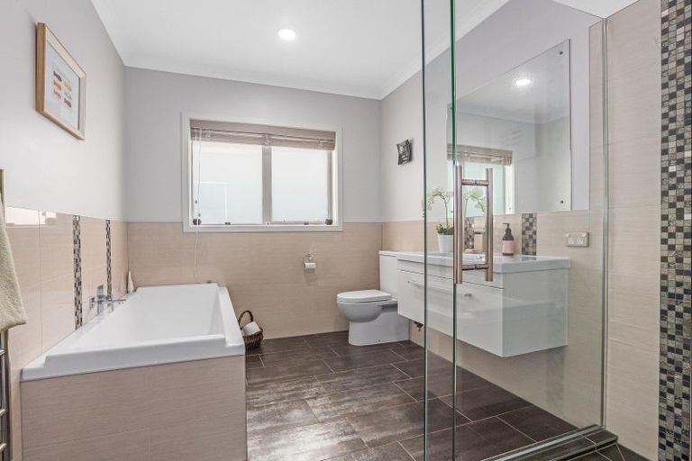 Photo of property in 53 Endeavour Drive, Whitby, Porirua, 5024