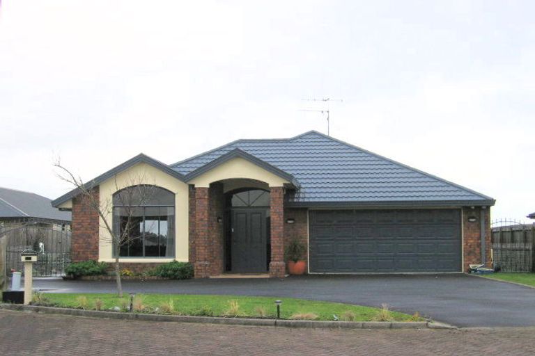 Photo of property in 8 Wexford Rise, Nawton, Hamilton, 3200