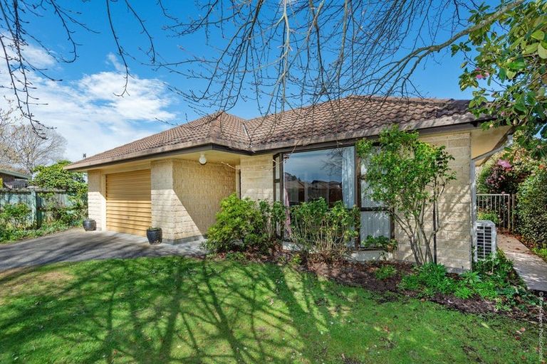 Photo of property in 11 Elvira Court, Bishopdale, Christchurch, 8053
