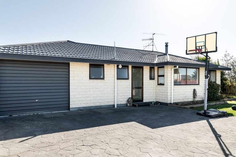 Photo of property in 8 Manoy Street, Motueka, 7120
