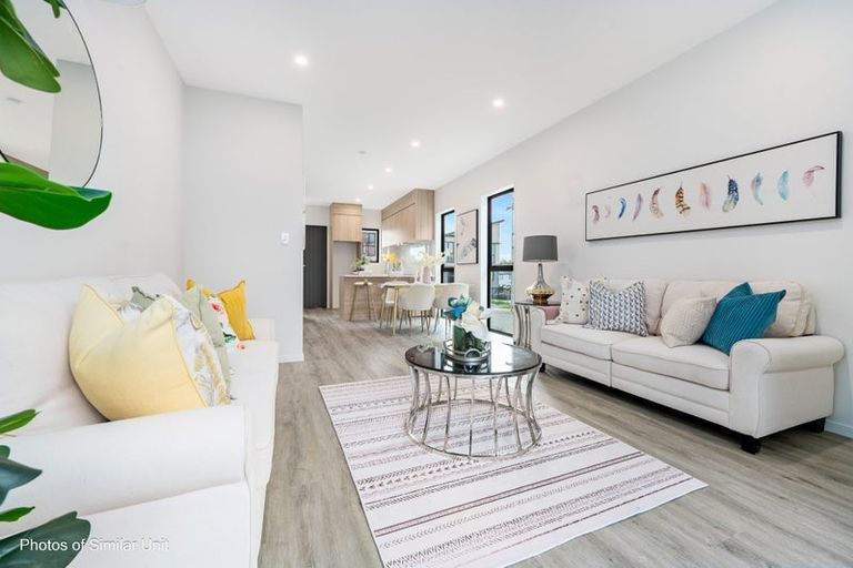 Photo of property in 18 Papatahi Lane, Flat Bush, Auckland, 2019