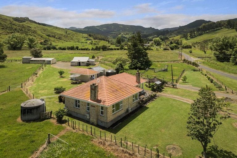 Photo of property in 141 Neavesville Road, Puriri, Thames, 3578