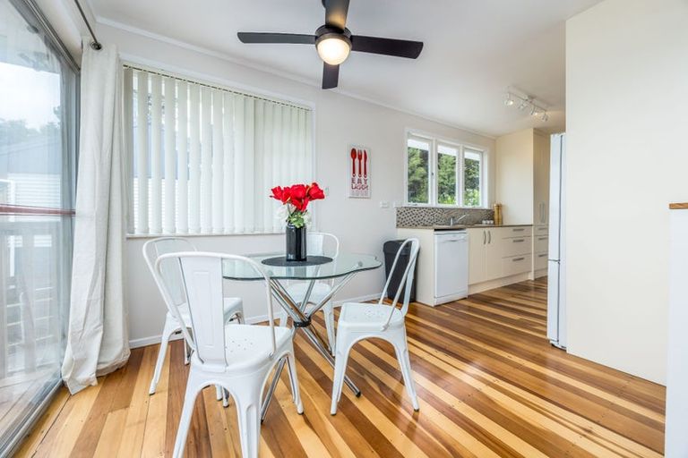 Photo of property in 454 Don Buck Road, Massey, Auckland, 0614