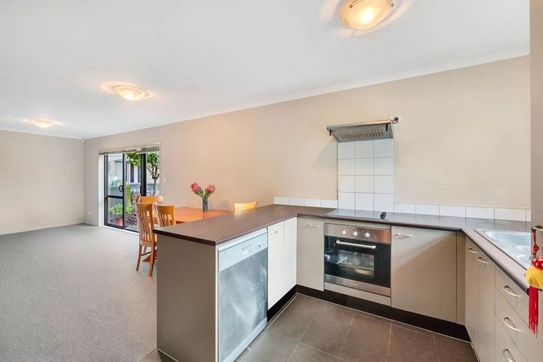 Photo of property in St Claire Village, 41/172 Mcleod Road, Te Atatu South, Auckland, 0610