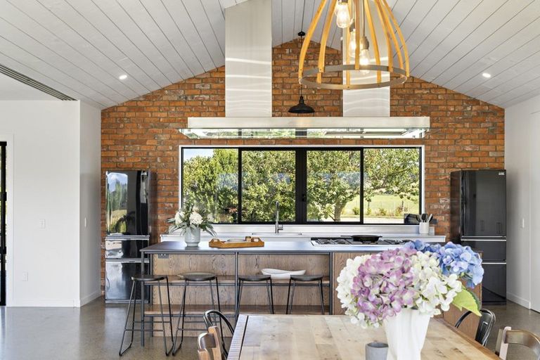 Photo of property in 106 Carters Line, Parkvale, Carterton, 5792