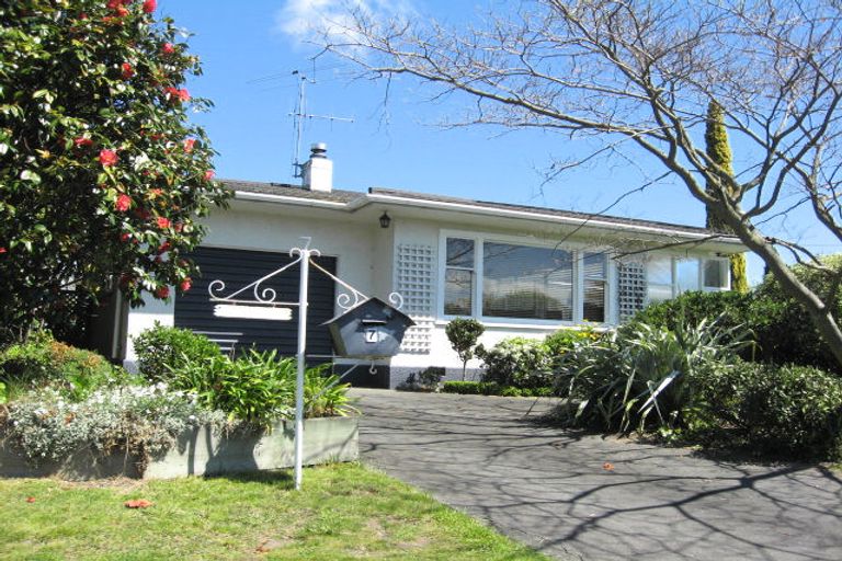 Photo of property in 7 Neale Avenue, Stoke, Nelson, 7011