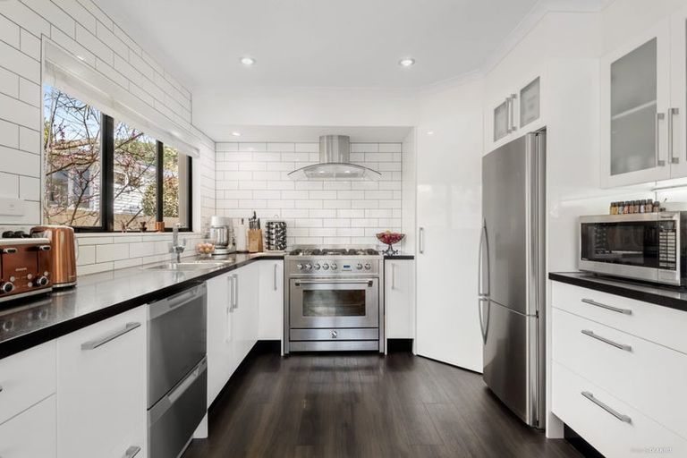 Photo of property in 60a Karaka Street, Takapuna, Auckland, 0622