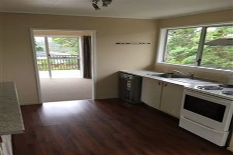Photo of property in 3 Bonito Place, Bayview, Auckland, 0629