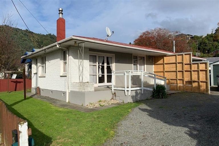 Photo of property in 45a Kent Street, Picton, 7220