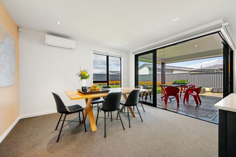 Photo of property in 10 Quigley Crescent, Cromwell, 9310