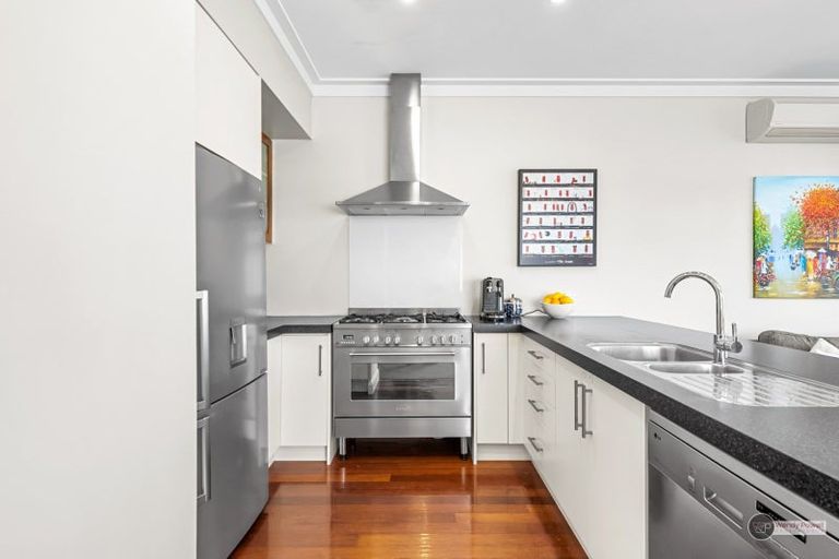 Photo of property in 34 Pilmuir Street, Hutt Central, Lower Hutt, 5010