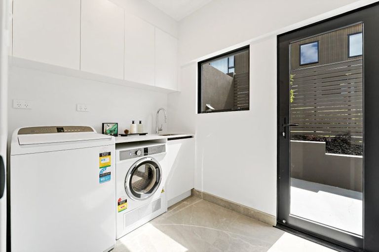 Photo of property in 114 Bramley Drive, Farm Cove, Auckland, 2012