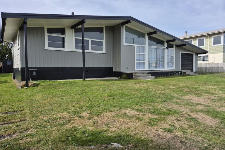 Photo of property in 45 Aotea Crescent, Tokoroa, 3420