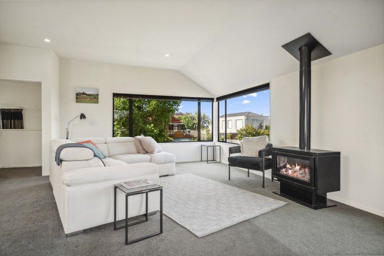 Photo of property in 7 Ngamotu Road, Taupo, 3330