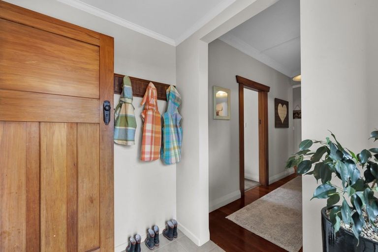 Photo of property in 1048 Normanby Road, Manaia, Hawera, 4678