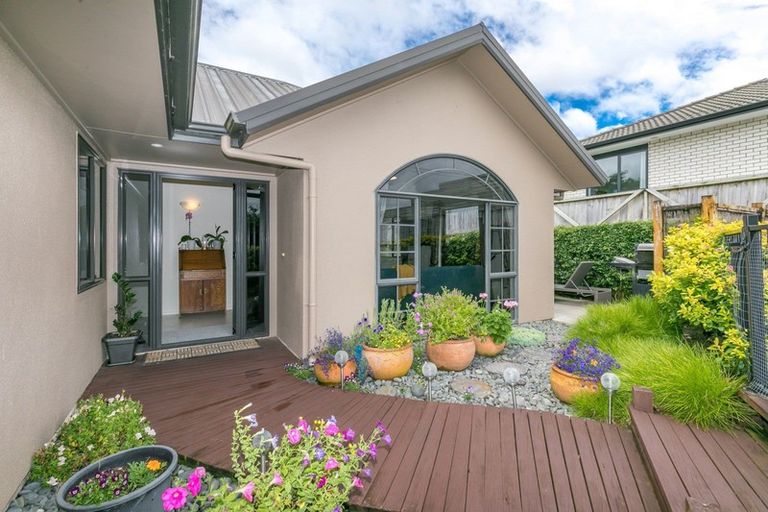 Photo of property in 71 Ayrshire Drive, Grandview Heights, Hamilton, 3200