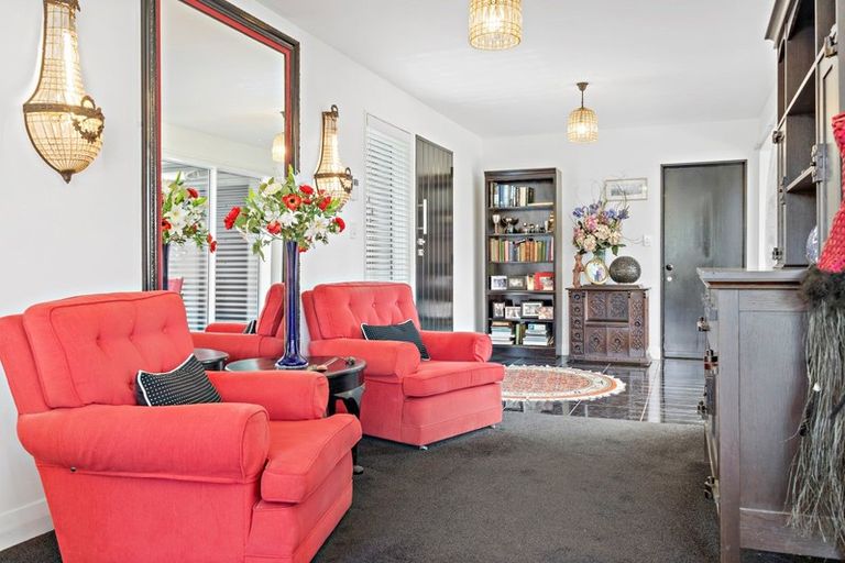 Photo of property in 66 Jellicoe Street, Greytown, 5712