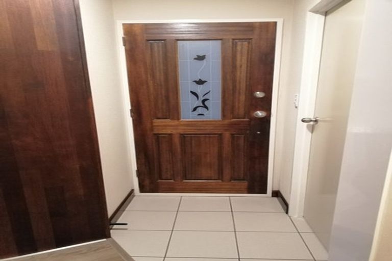 Photo of property in 14 Gibbs Drive, Woodend, 7610