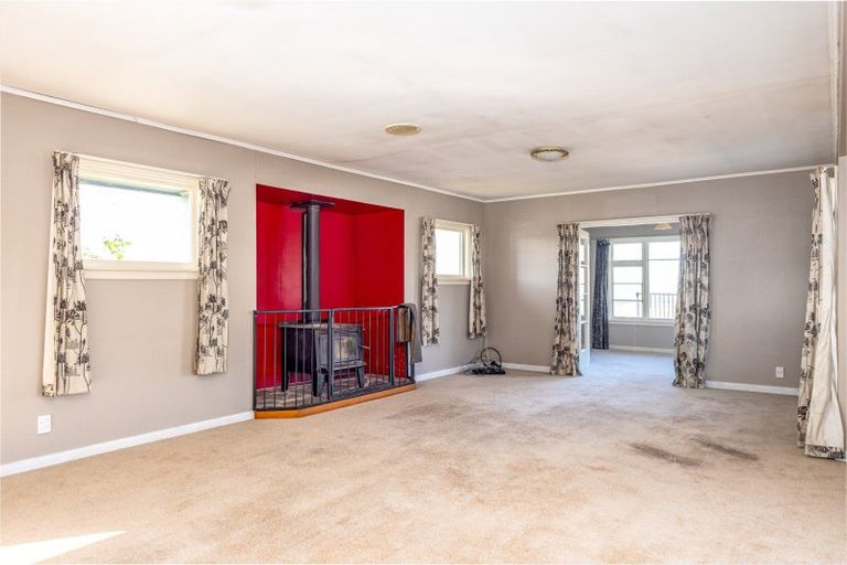 Photo of property in 433 Kowhatu Road, Waihaorunga, Waimate, 7977