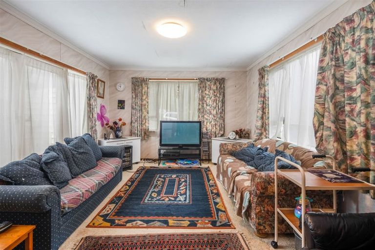 Photo of property in 52 Fraser Avenue, Johnsonville, Wellington, 6037