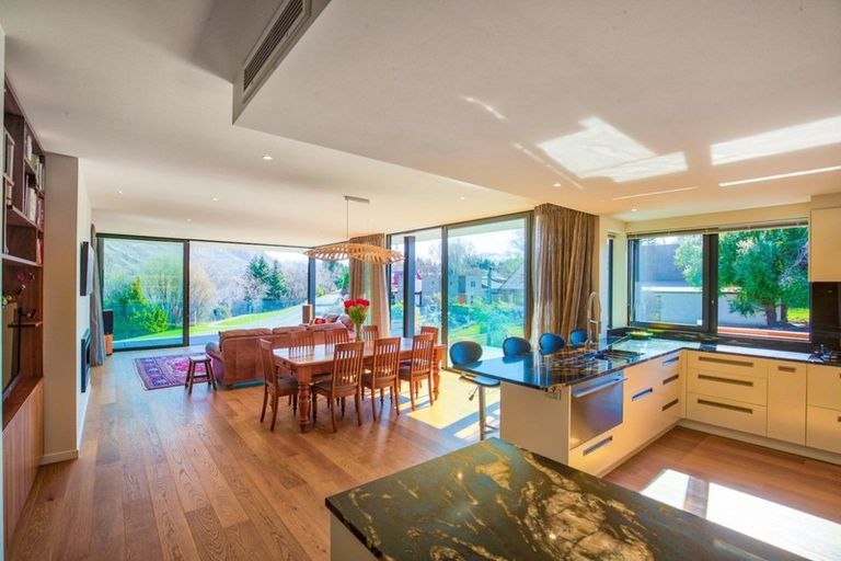 Photo of property in 221 Lakeside Road, Wanaka, 9305