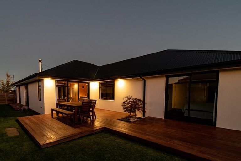 Photo of property in 30 Highgate Drive, Rangiora, 7400