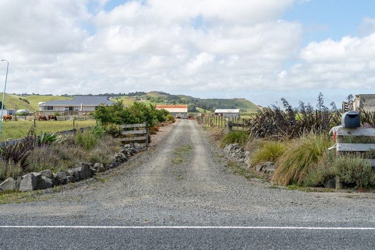 Photo of property in 74 Awakino Point Road East, Awakino Point, Dargaville, 0372