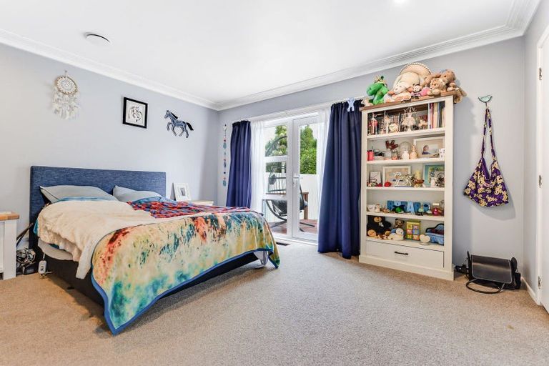 Photo of property in 44 Tudor Crescent, Chedworth, Hamilton, 3210