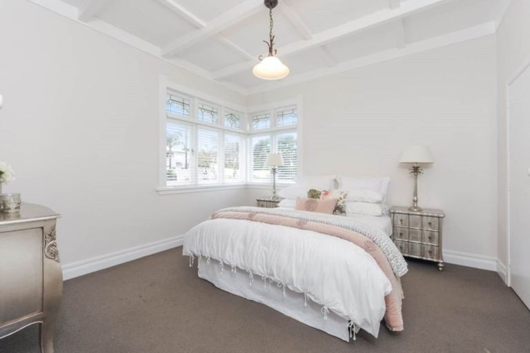 Photo of property in 253 St Andrews Road, Epsom, Auckland, 1023