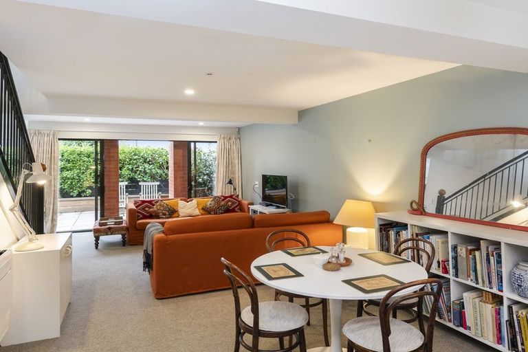 Photo of property in 4/56 Hewitts Road, Merivale, Christchurch, 8014