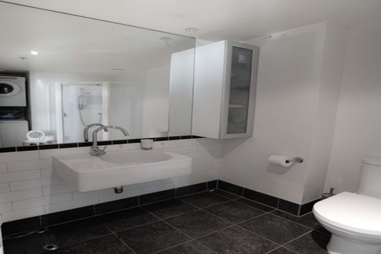 Photo of property in 7c/123 Molesworth Street, Thorndon, Wellington, 6011