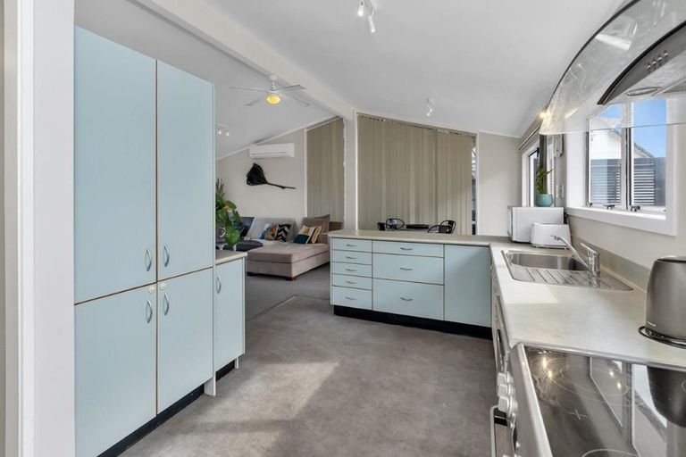 Photo of property in 37c Pyle Road West, One Tree Point, 0118