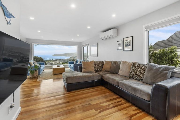 Photo of property in 92 Kahu Road, Paremata, Porirua, 5024